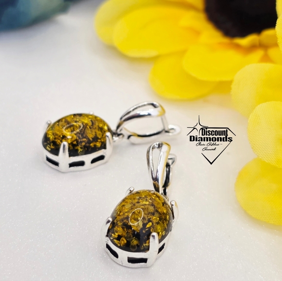 Natural Quartz Dangle Drop Leverback Earrings - Picture 11 of 11